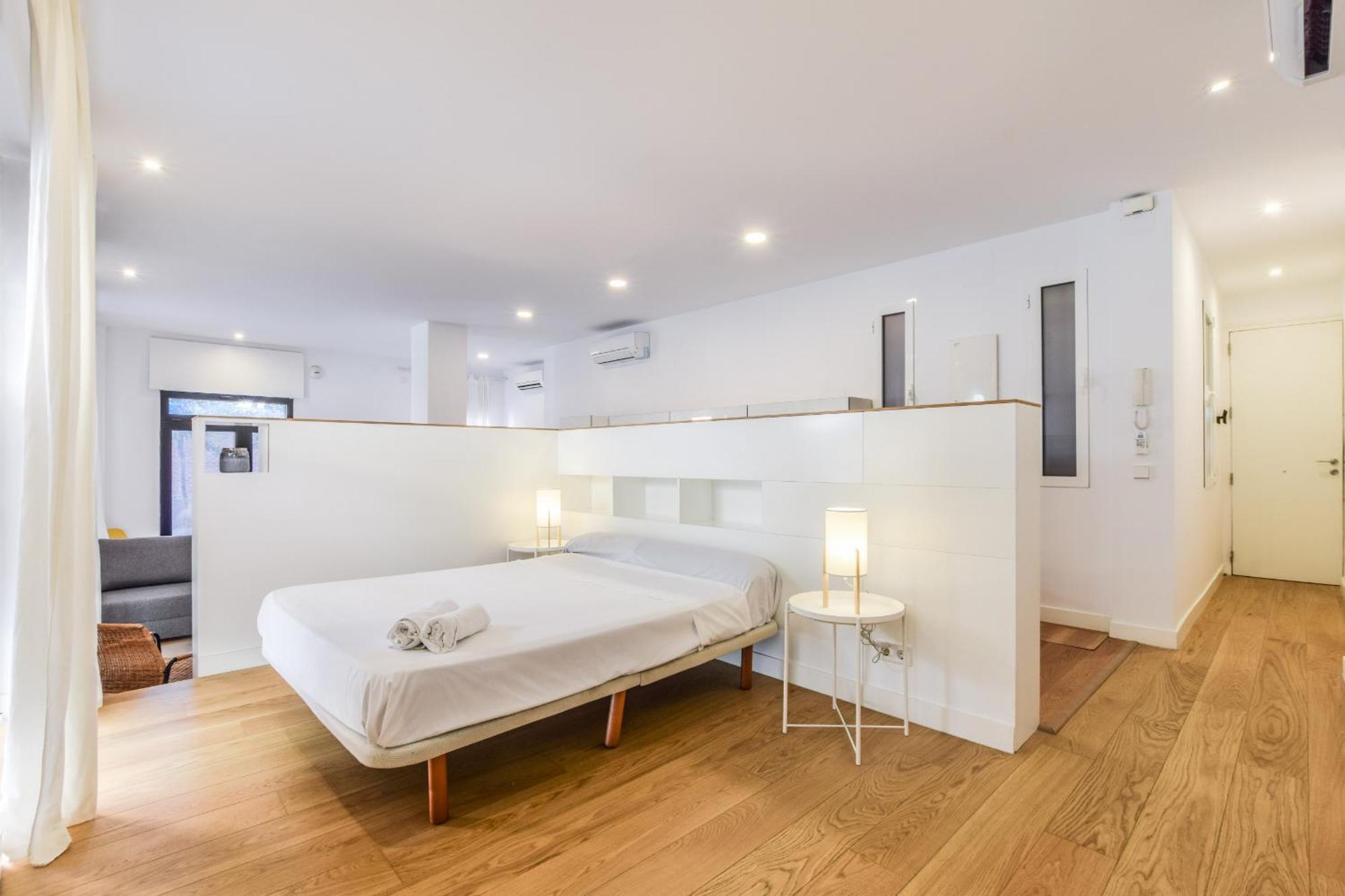 Appartamento Loft Exclusivo Reformado De Diseno Alquiler Temporal Madrid Esterno foto