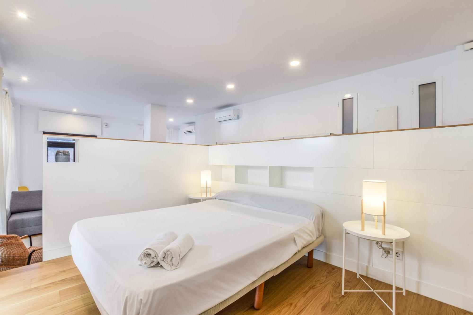 Appartamento Loft Exclusivo Reformado De Diseno Alquiler Temporal Madrid Esterno foto