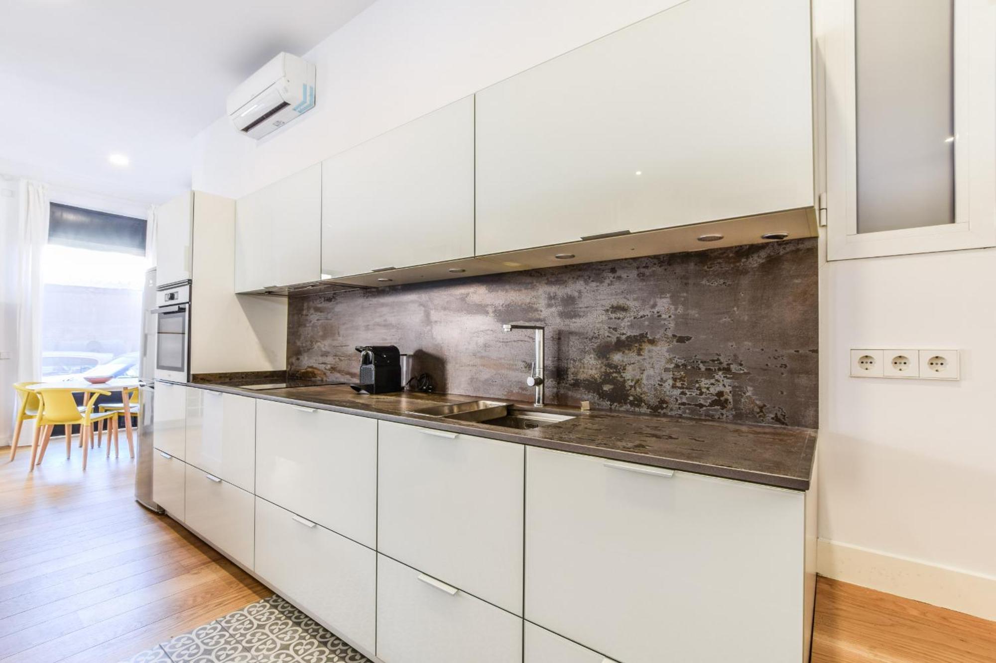 Appartamento Loft Exclusivo Reformado De Diseno Alquiler Temporal Madrid Esterno foto