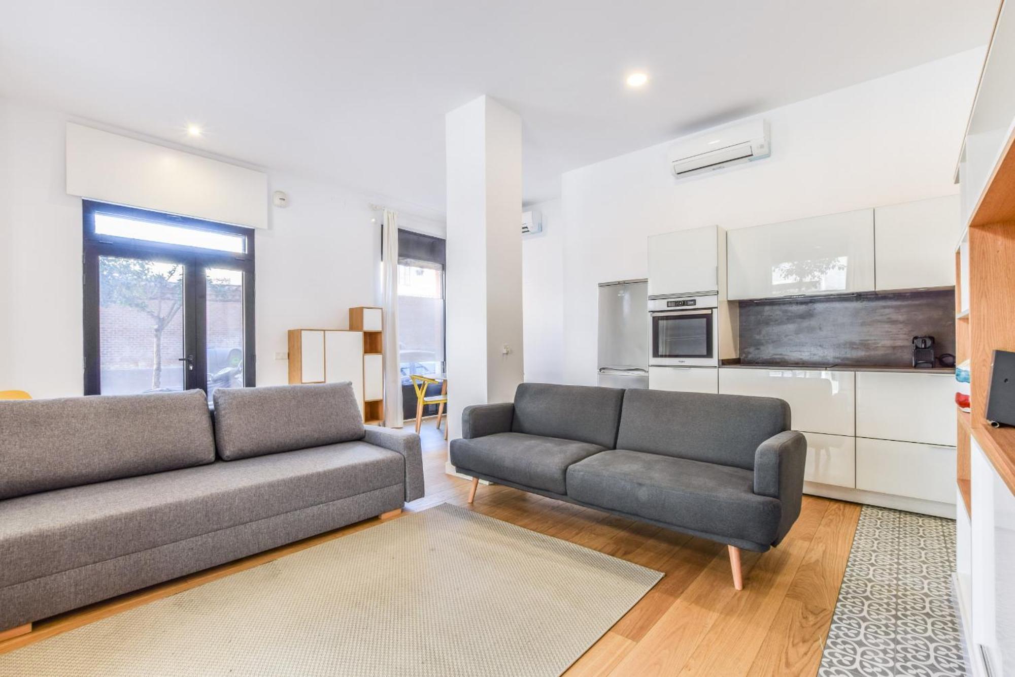 Appartamento Loft Exclusivo Reformado De Diseno Alquiler Temporal Madrid Esterno foto